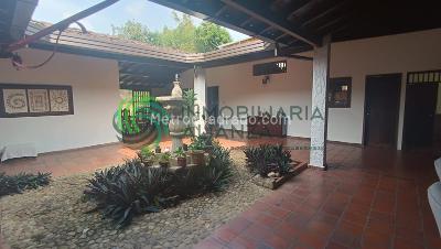Casa de 4 alcobas en venta en Lagos Del Cacique, Bucaramanga, 300 m² · foto 12 de 20