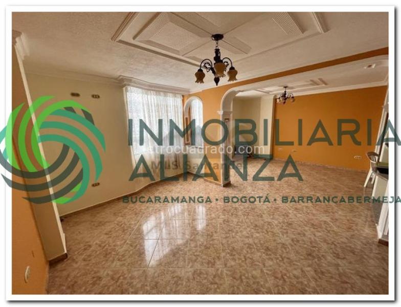 Casa en Venta, Mejoras Publicas, Bucaramanga – další