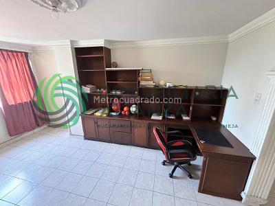 Apartamento de 4 alcobas en venta en Sotomayor, Bucaramanga, 147 m² · foto 16 de 20