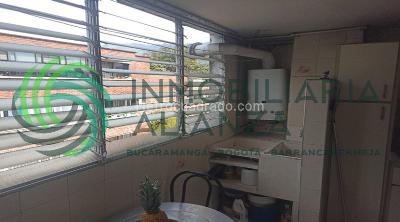 Apartamento de 3 alcobas en venta en Conucos Iv, Bucaramanga, 108 m² · foto 15 de 19