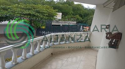 Casa de 5 alcobas en venta en Cabecera Del Llano, Bucaramanga, 235 m² · foto 2 de 20
