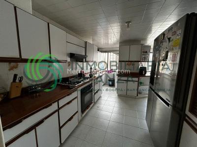 Apartamento de 3 alcobas en venta en Cabecera Del Llano, Bucaramanga, 257 m² · foto 6 de 20
