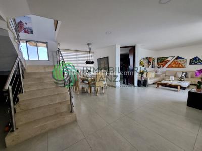 Apartamento de 3 alcobas en venta en Altos De Cabecera, Bucaramanga, 215 m² · foto 14 de 20