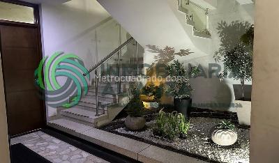 Apartamento de 5 alcobas en venta en Altos De Cabecera, Bucaramanga, 206 m² · foto 3 de 20