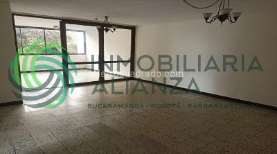 Apartamento de 3 alcobas en venta en Cabecera Del Llano, Bucaramanga, 138 m² · foto 4 de 20