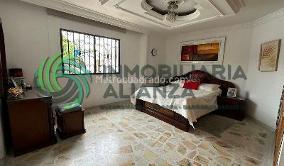 Casa de 5 alcobas en venta en Provenza, Bucaramanga, 489 m² · foto 15 de 20