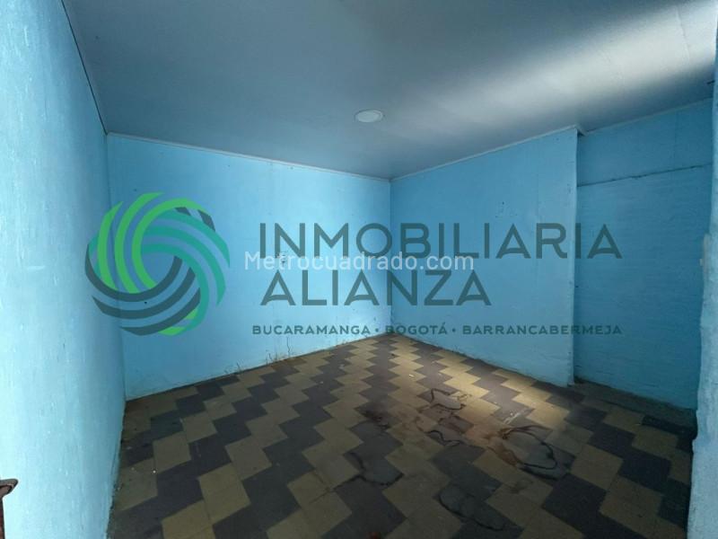 Casa en Venta, Comuneros, Bucaramanga - Więcej