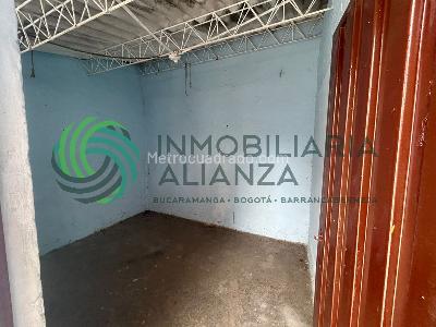 Casa de 5 alcobas en venta en Comuneros, Bucaramanga, 280 m² · foto 18 de 20