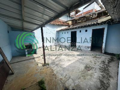 Casa de 5 alcobas en venta en Comuneros, Bucaramanga, 280 m² · foto 20 de 20