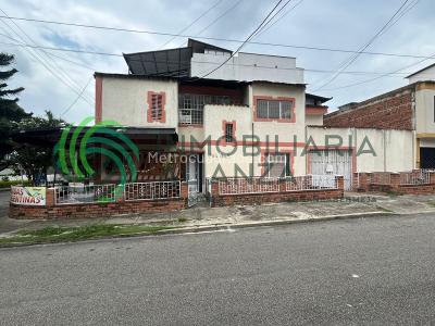 Casa de 5 alcobas en venta en La Victoria, Bucaramanga, 221 m² · foto 2 de 20