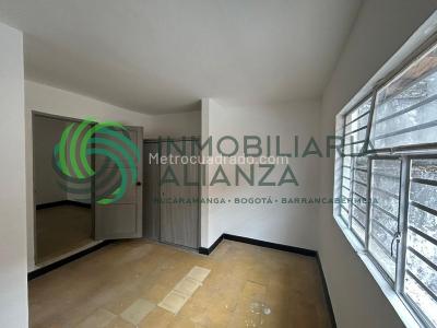 Casa de 5 alcobas en venta en La Victoria, Bucaramanga, 221 m² · foto 17 de 20