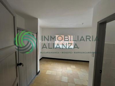 Casa de 5 alcobas en venta en La Victoria, Bucaramanga, 221 m² · foto 19 de 20