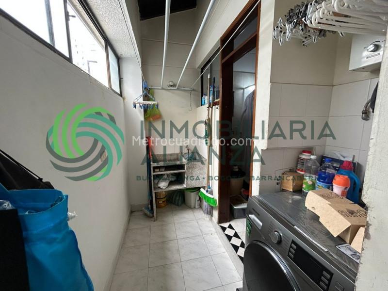 Piso – Bucaramanga, Mejoras Públicas, Comuna 13 - Oriental - Más