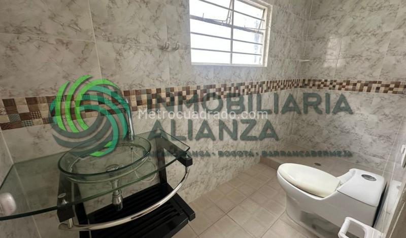 Casa en Venta, La Aurora, Bucaramanga - Więcej