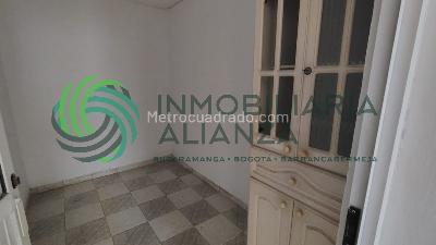 Casa de 5 alcobas en venta en Mejoras Publicas, Bucaramanga, 312 m² · foto 9 de 20