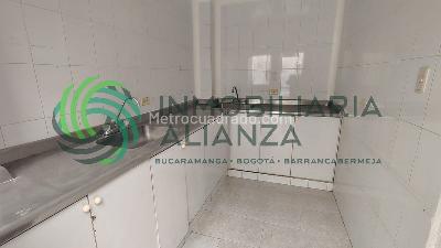 Casa de 5 alcobas en venta en Mejoras Publicas, Bucaramanga, 312 m² · foto 13 de 20