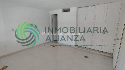 Casa de 5 alcobas en venta en Mejoras Publicas, Bucaramanga, 312 m² · foto 17 de 20