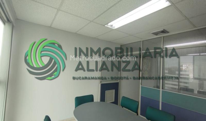 Oficina en Arriendo, Centro, Bucaramanga - Więcej