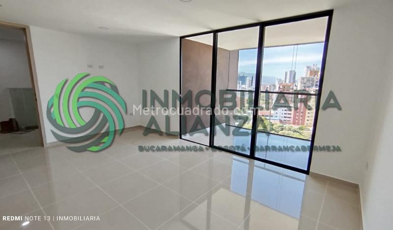 Stan – Bucaramanga, La Aurora, Comuna 13 - Oriental - Više