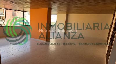Apartamento de 3 alcobas en venta en La Aurora, Bucaramanga, 120 m² · foto 3 de 20