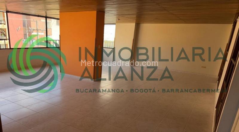 Piso – Bucaramanga, La Aurora, Comuna 13 - Oriental - Más