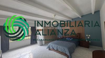 Casa de 5 alcobas en venta en Fontana, Bucaramanga, 298 m² · foto 19 de 20