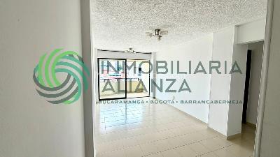 Apartamento de 3 alcobas en venta en Alarcon, Bucaramanga, 80 m² · foto 2 de 18