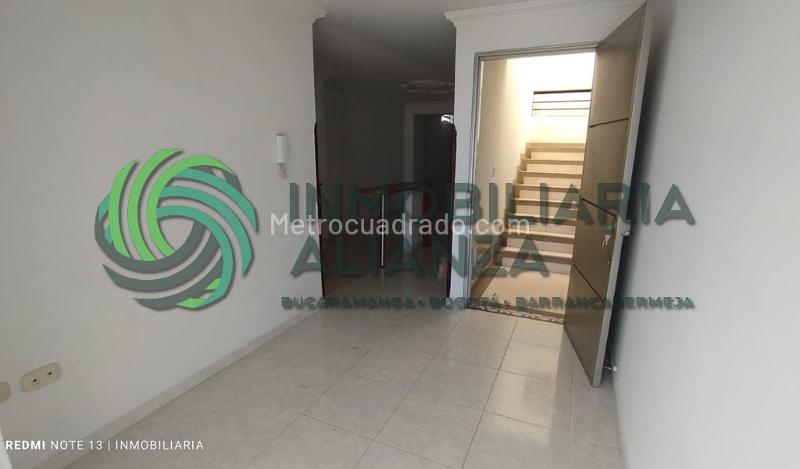 Piso – Bucaramanga - Vista 4