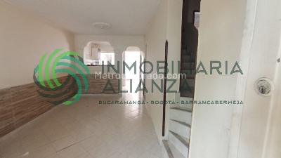 Casa de 4 alcobas en arriendo en Los Rosales, Floridablanca, 127 m² · foto 2 de 20