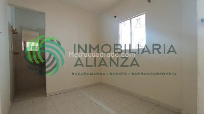Casa de 4 alcobas en arriendo en Los Rosales, Floridablanca, 127 m² · foto 6 de 20