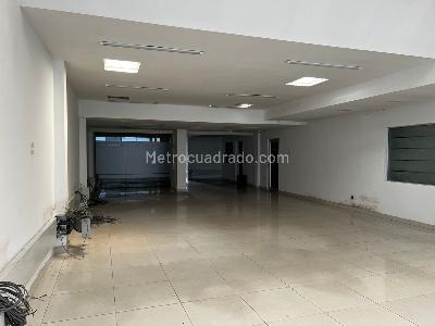 Casa de 5 alcobas en venta en Polo Club, Bogotá, 300 m² · foto 3 de 20