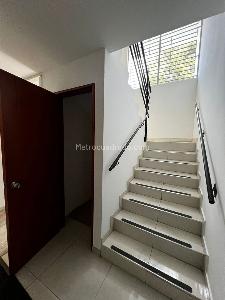 Casa de 5 alcobas en venta en Polo Club, Bogotá, 300 m² · foto 7 de 20