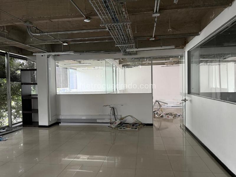 Edificio de Oficinas en Arriendo, LA CASTELLANA, Bogotá D.C. - Más