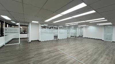 Office for rent in LA PORCINCULA, Bogotá