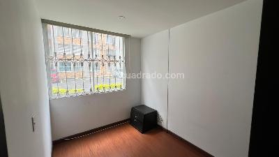 Apartamento de 3 alcobas en venta en Castilla Kennedy, Bogotá, 39 m² · foto 6 de 11