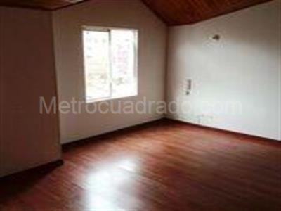 Apartamento de 3 alcobas en venta en Colina Campestre, Bogotá, 129 m² · foto 2 de 13