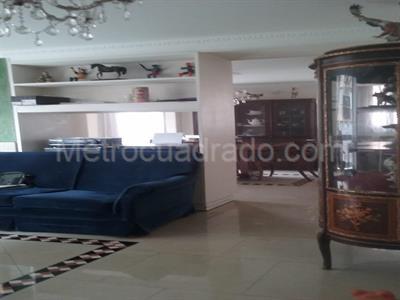 Apartamento de 4 alcobas en venta en Chapinero Rosales, Bogotá, 122 m² · foto 18 de 19