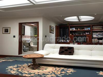 Casa de 4 alcobas en venta en Santa Margarita, Bogotá, 350 m² · foto 5 de 16