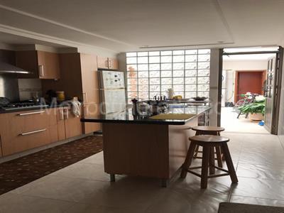 Casa de 4 alcobas en venta en Santa Margarita, Bogotá, 350 m² · foto 2 de 16