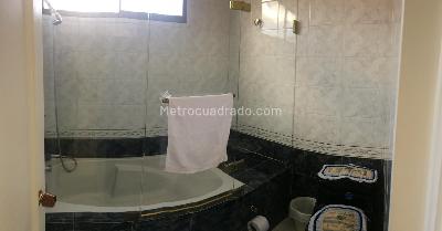 Apartamento en venta en Los Andes, Bogotá · foto 2 de 20