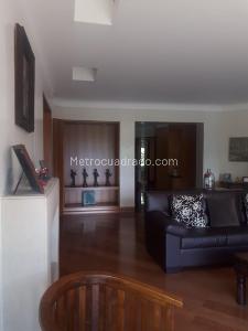 Apartamento de 5 alcobas en venta en Niza Suba, Bogotá, 430 m² · foto 5 de 14