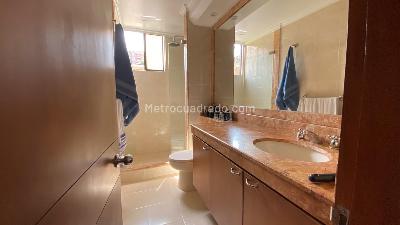 Apartamento de 3 alcobas en venta en Cerros De Niza, Bogotá, 170 m² · foto 10 de 20