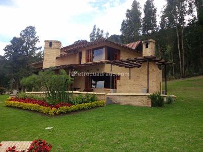 Casa de 5 alcobas en venta en Conjunto Renania, Bogotá, 330 m² · foto 7 de 20