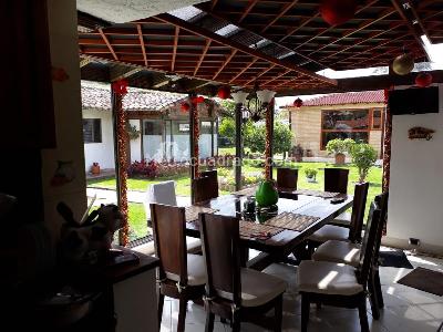 Casa de 5 alcobas en venta en Los Robles, Bogotá, 300 m² · foto 17 de 20