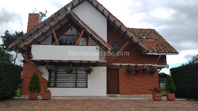 $2.300.000.000 en Los Robles