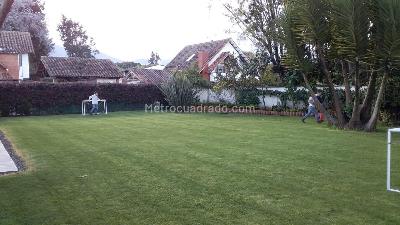Casa de 5 alcobas en venta en Los Robles, Bogotá, 300 m² · foto 6 de 20