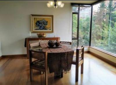 Apartamento de 3 alcobas en venta en Emaus Rosales, Bogotá, 163 m² · foto 4 de 6