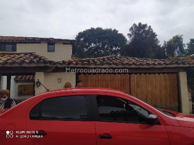 Casa de 4 alcobas en venta en Niza Suba, Bogotá, 365 m² · foto 2 de 19