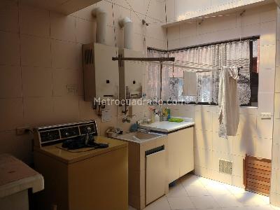 Apartamento de 3 alcobas en venta en Chico San Patricio, Bogotá, 229 m² · foto 10 de 20