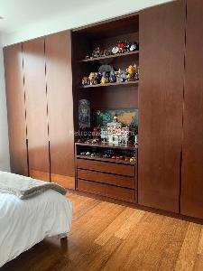 Apartamento de 4 alcobas en venta en Lindaraja, Bogotá, 327 m² · foto 2 de 13